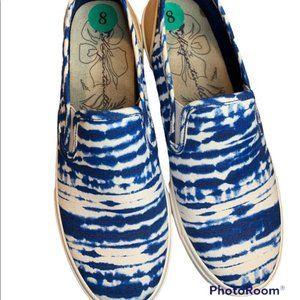 Margaritaville  Women's Blue Tie Dye Canvas Slip on Loafers SNEAKERS Flats